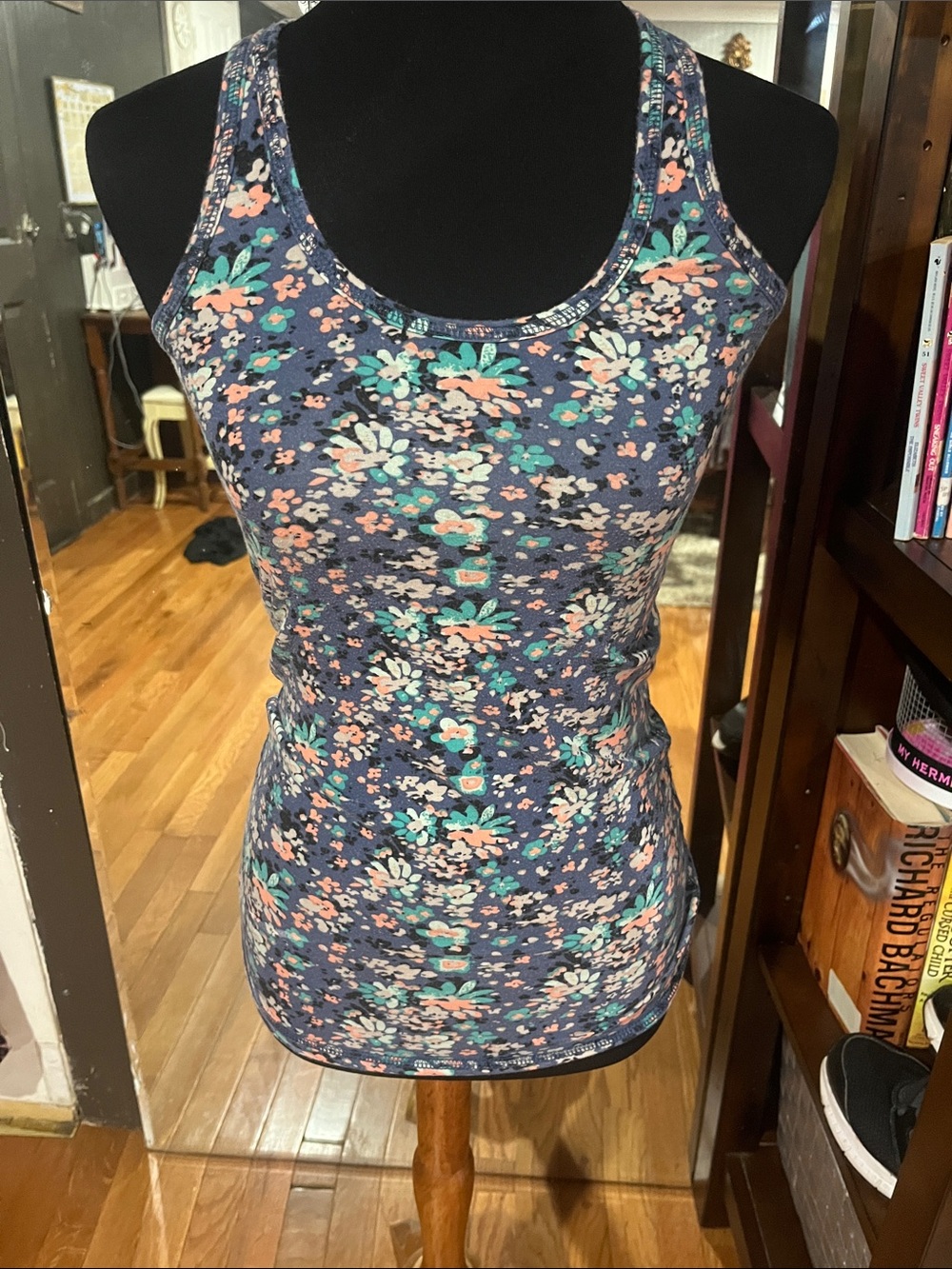 Floral Scoop Neck Tank Top - Blue/Teal/Pink